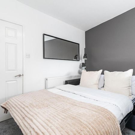 Stylish Studio Apt In Leeds リーズ エクステリア 写真